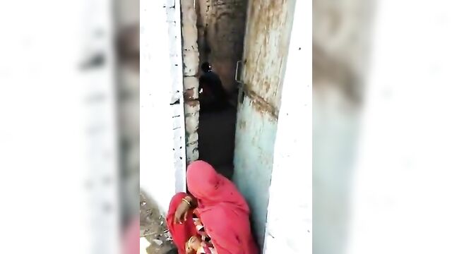 Watching her daughter getting fucked homemade