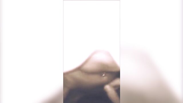 Daughter rides her father's big cock! Amateur incest sex - 5 image