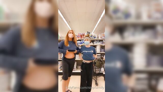 Daughter and Mom Flashing tits Onlyfans video Leaked - 5 image