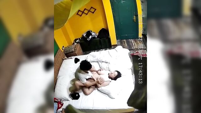 Fucking my Chinese mommy with big tits while daddy cheats