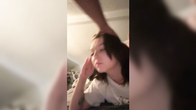 Sister gives a perfect blowjob to her brother Snapchat leaked video - 1 image