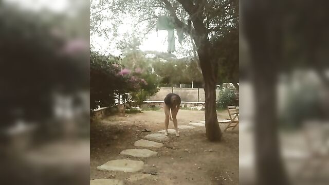 Father Watches A Dog Try To Fuck His Daughter - 5 image