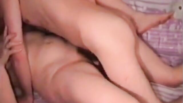 Real mom and son in classic incest homemade video - 5 image